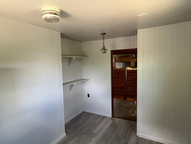 Building Photo - 359 Truce Rd