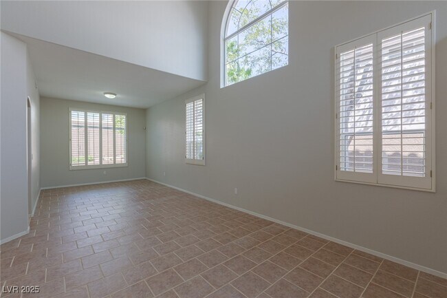 Building Photo - 2317 Sunrise Meadows Dr