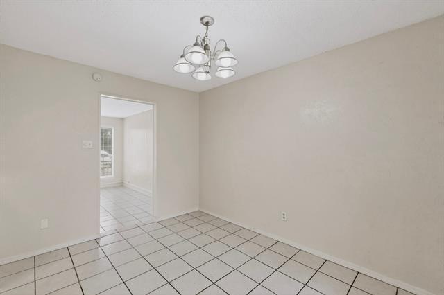 Building Photo - 703 E Shady Grove Rd