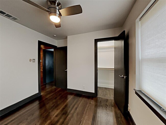 Building Photo - 2307 Cardinal Ln