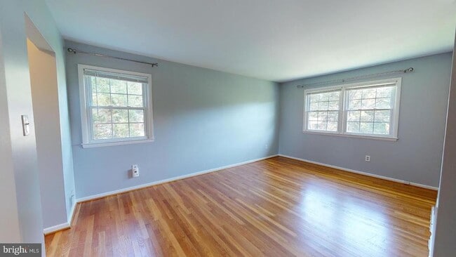 Building Photo - 2527 Bull Run Ct