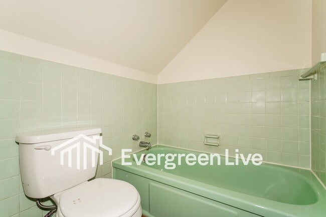 Building Photo - 6319 Taylorsville Rd