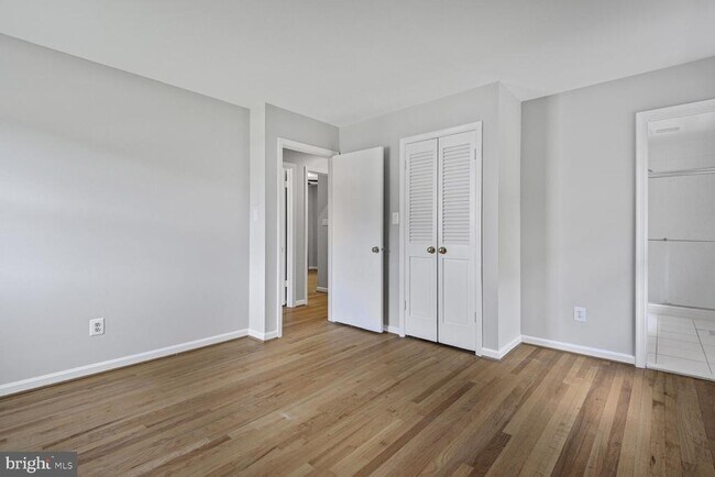 Building Photo - 11733 Ambleside Dr