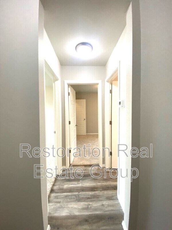 Building Photo - 10010 E 108th Pl N