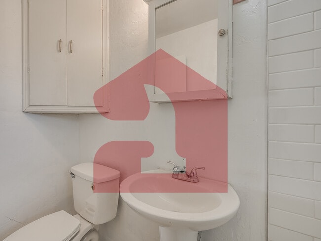 Building Photo - 2017 Downing St