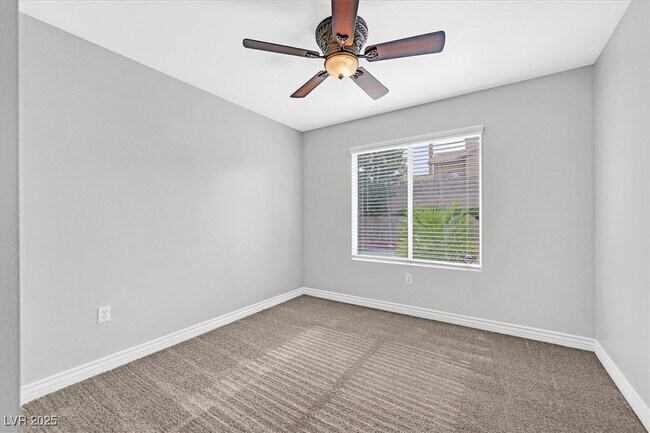 Building Photo - 100 Painted Valley St