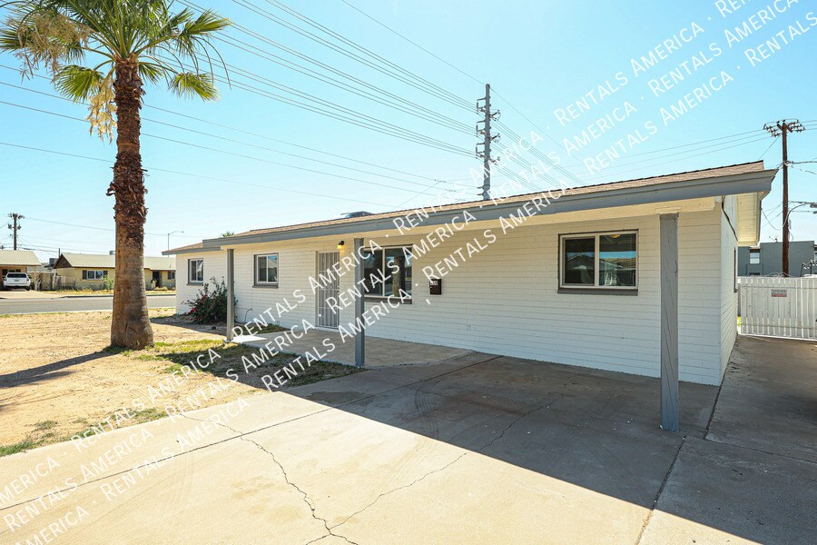 Building Photo - 410 N Ironwood-