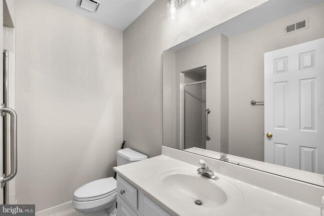Building Photo - 10241 Aspen Willow Dr