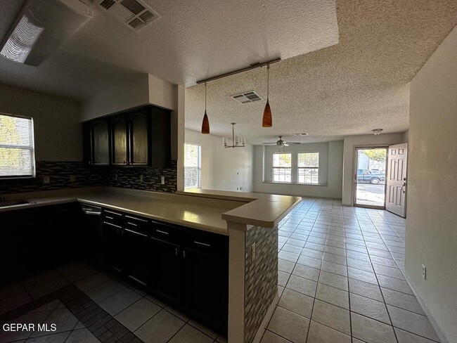 Building Photo - 6173 Snowy River Pl