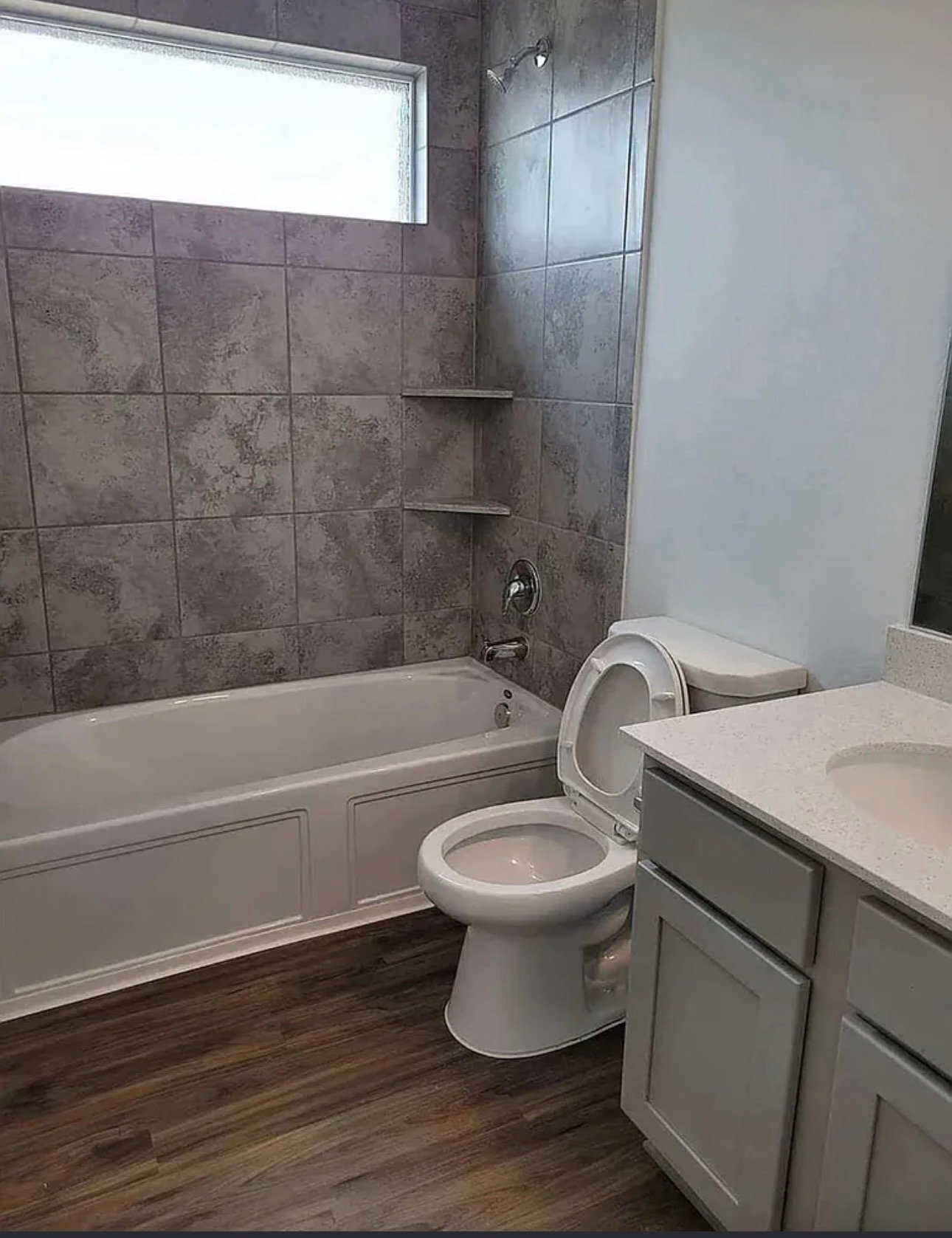 Building Photo - 344 Escondido Cir