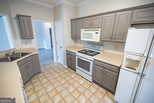Building Photo - 609 Alyssa Dr