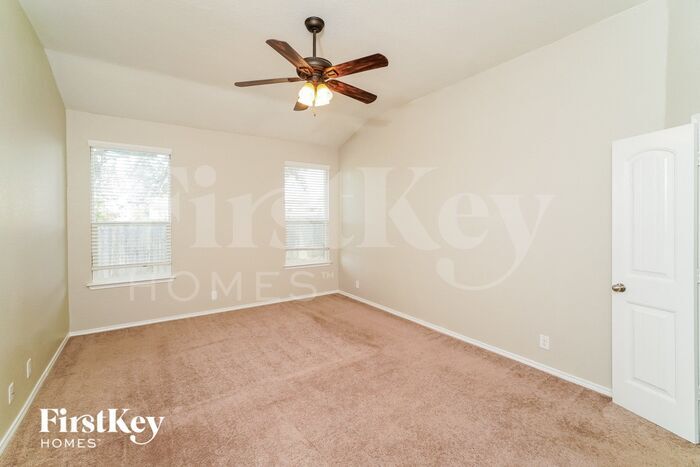 Building Photo - 651 Sage Thrasher