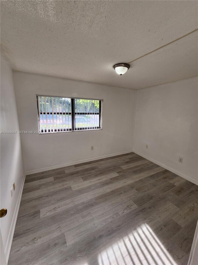 Building Photo - 461 NW 107th Ave