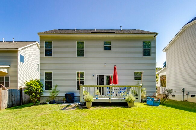 Building Photo - 456 Edenhall Dr