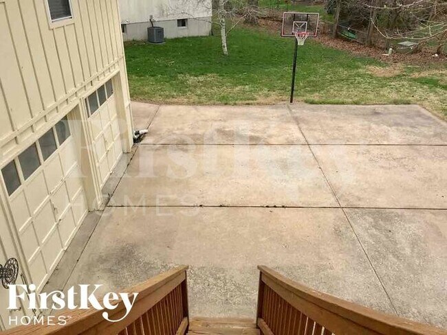 Building Photo - 2035 NE Cookson Ct