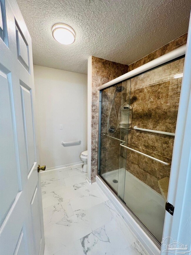 Building Photo - 8124 Heirloom Dr