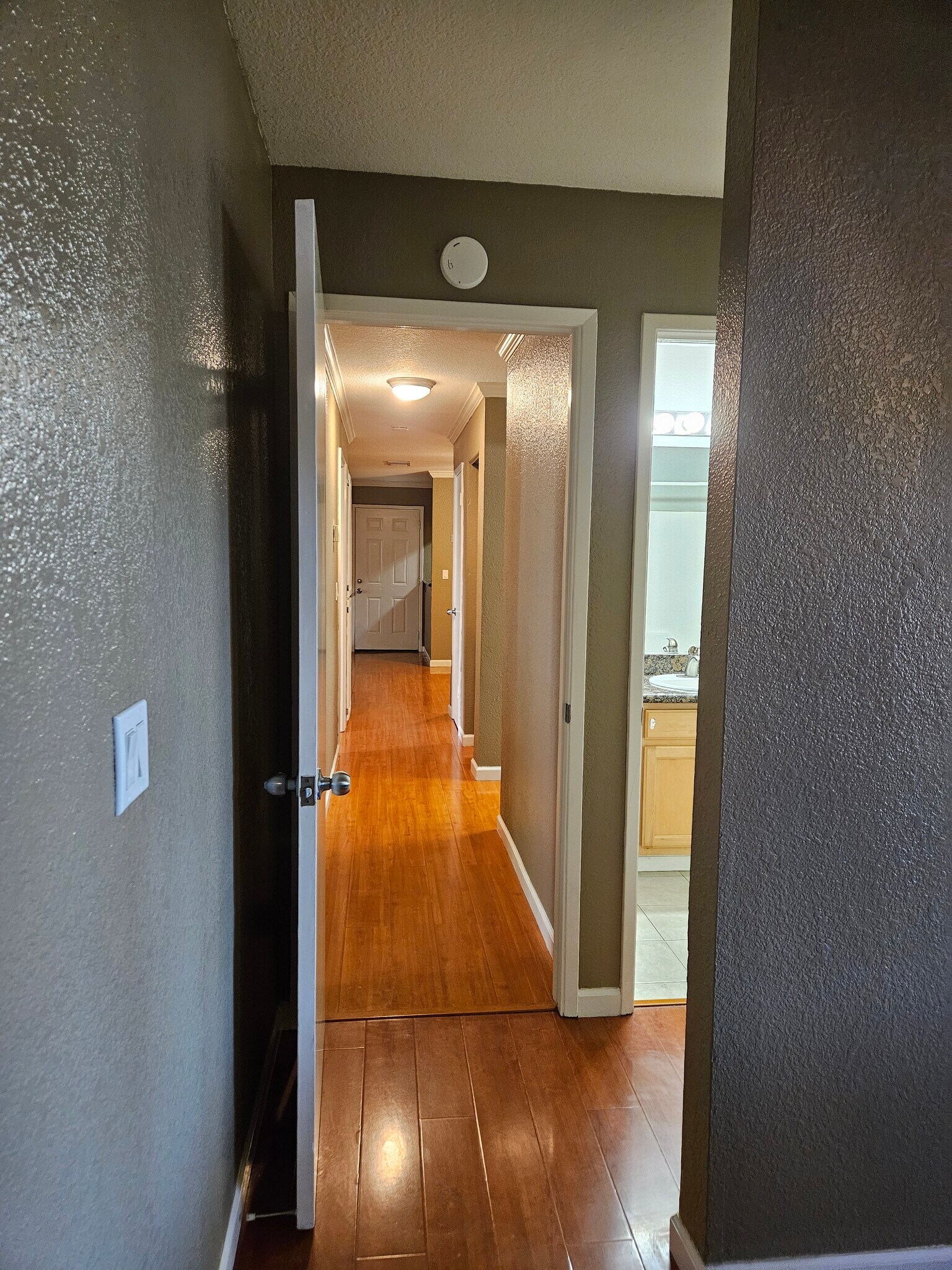 Building Photo - 11150 Trinity River Dr