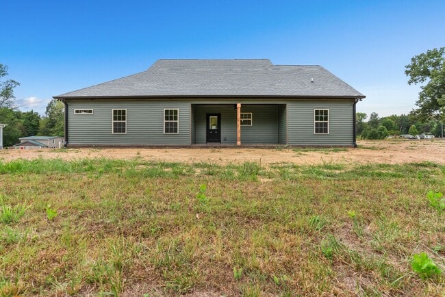 Building Photo - 3 Bedroom Home For Rent Near Dover Road!