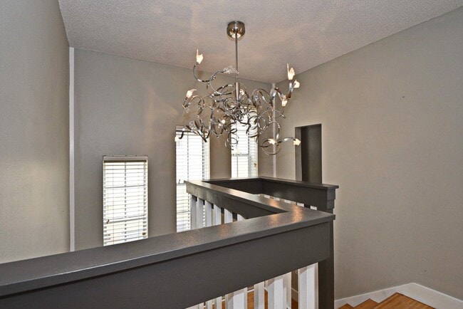 Building Photo - Colonialtown North 3BR – Prime Mills 50 Location