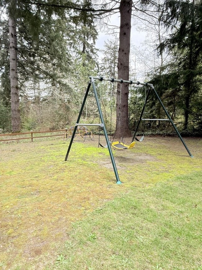 Building Photo - Waterfront living in Rocky Point.