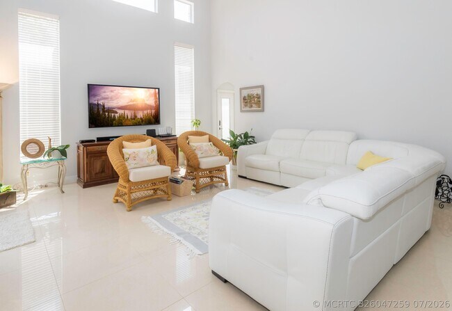 Building Photo - 10849 Bal Harbor Dr