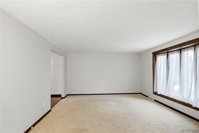 Building Photo - 306 Sagewood Terrace