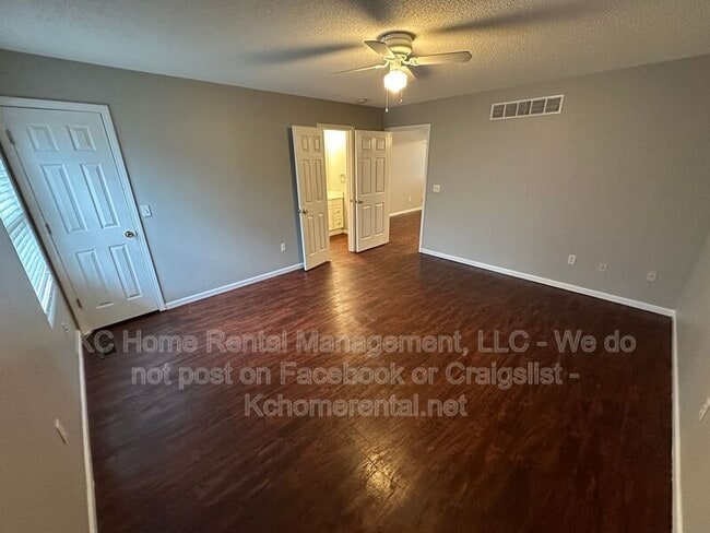 Building Photo - 5656 N Anita Ave