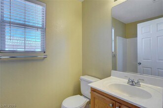 Building Photo - 10254 Ladybug Bend St