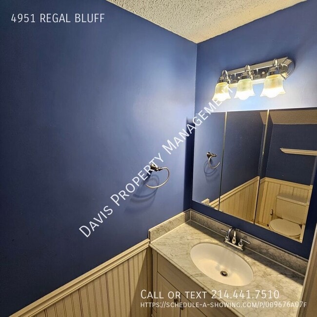 Building Photo - 4951 Regal Bluff