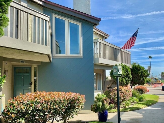 Building Photo - Beautiful Coastal Rental in Oxnard | 2 Bed...