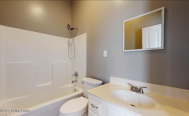 Building Photo - 2907 S 5th St