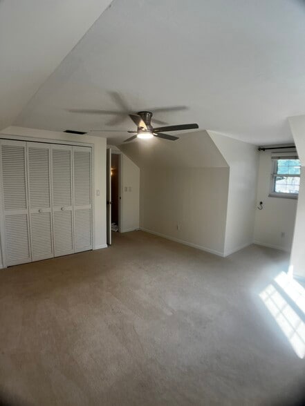 Upstairs bedroom - 1263 Caloosa Dr