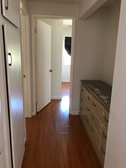 Building Photo - 2016 Evergreen St