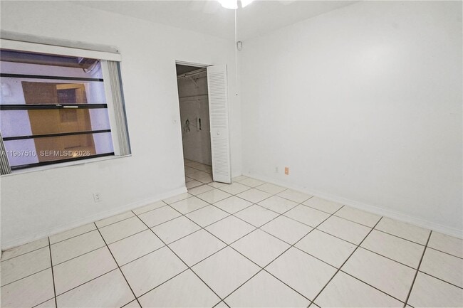 Building Photo - 9311 Wedgewood Dr