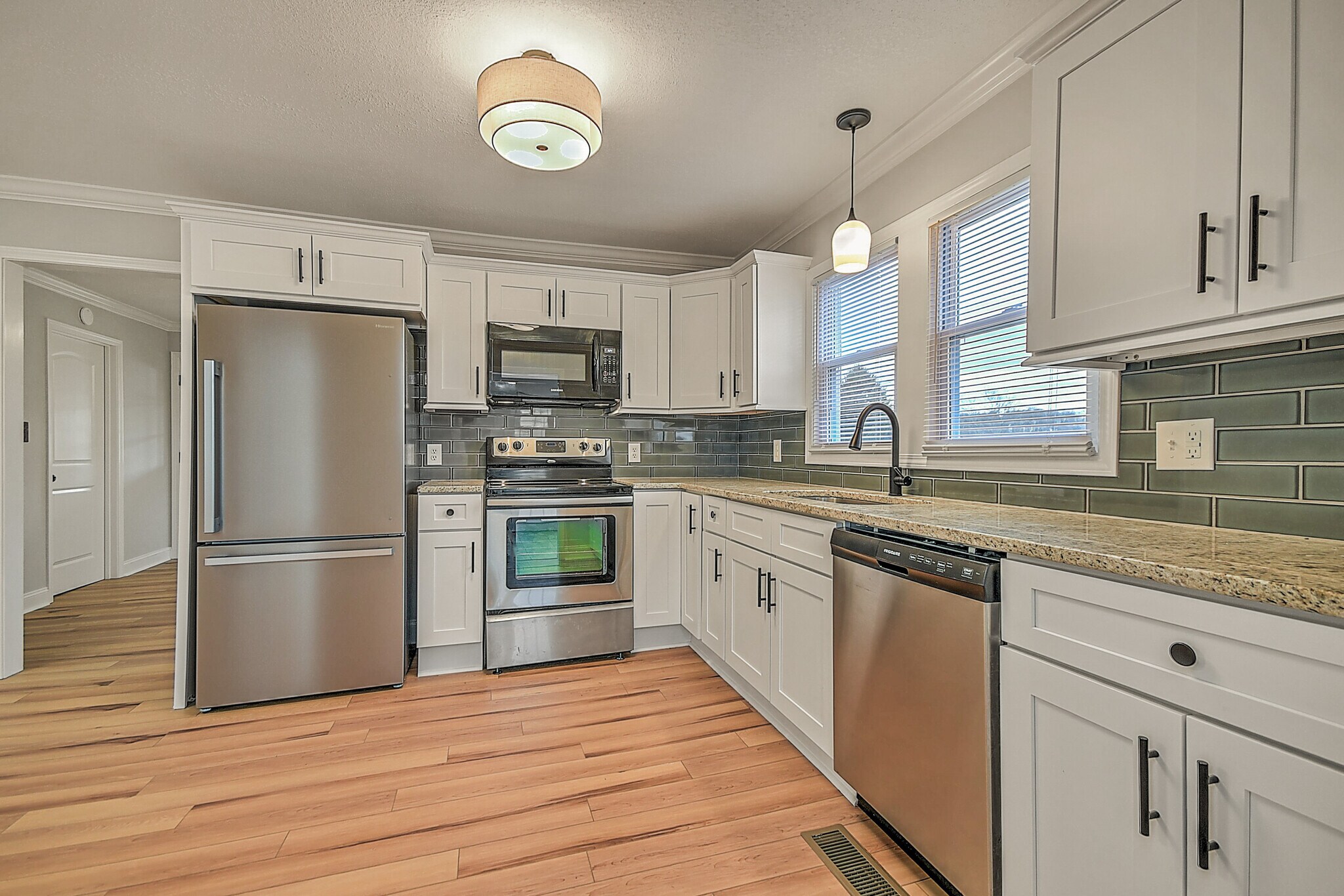 Building Photo - 1104 Old Boones Creek Rd