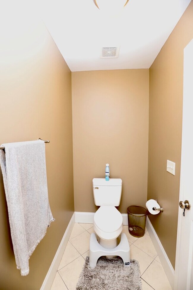 Building Photo - 1280 Winyah St