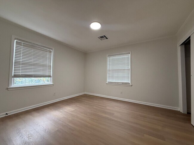 Building Photo - FOR RENT – NEWLY REMODELED