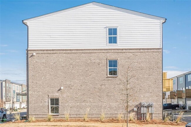 Building Photo - 1444 Creekside Cir NW