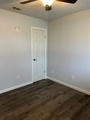 Building Photo - 402 Linda St