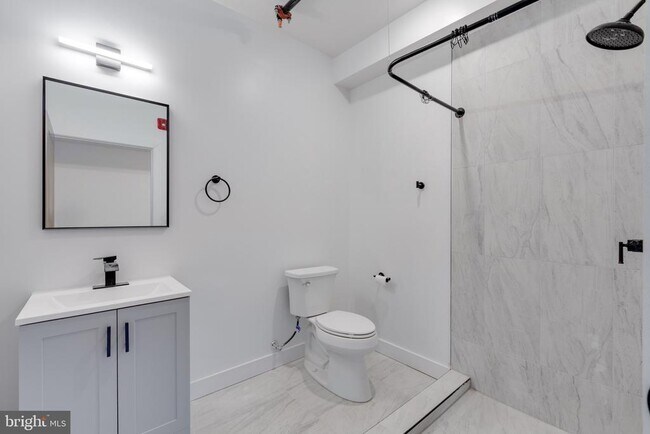 Building Photo - 2203 N 7th St