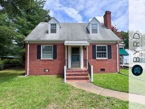 Building Photo - 5914 Monument Ave