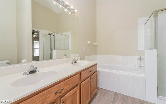 Building Photo - 202 SW 16th Terrace