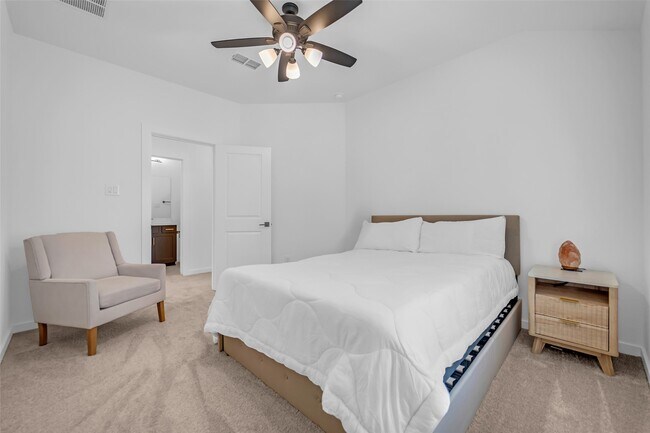 Building Photo - 8211 Boundary Waters Dr