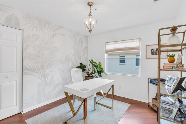 Building Photo - ***ANNUAL UNFURNISHED***NOW AVAILABLE***NO...