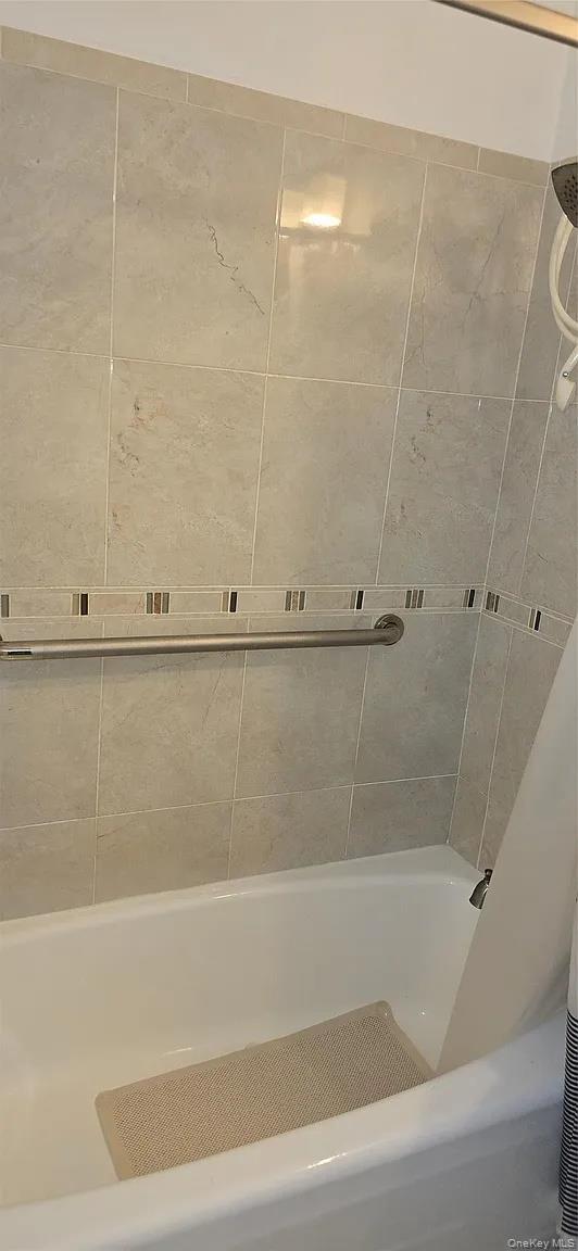 Building Photo - 3410 De Reimer Ave