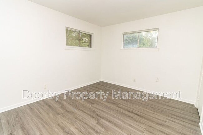 Building Photo - 3994 Hughes Ave