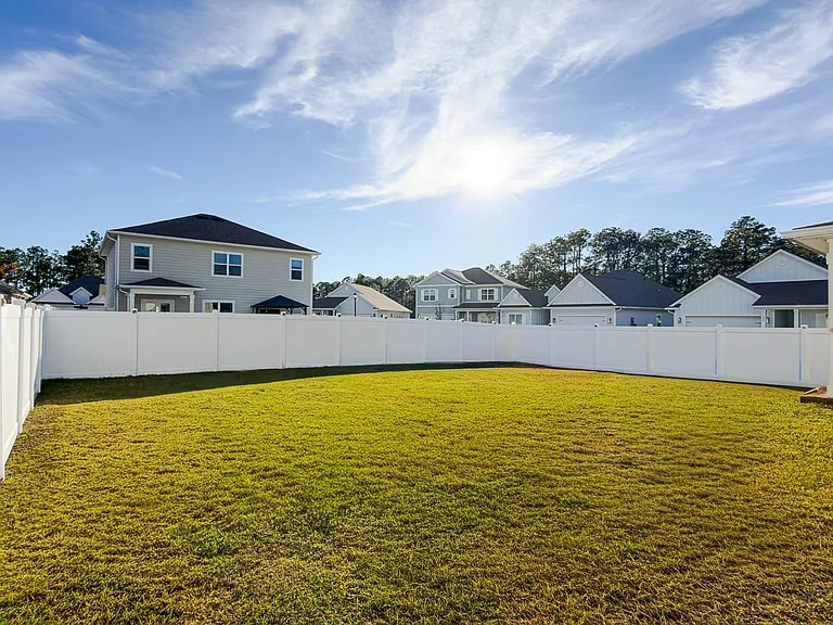 Building Photo - 211 Piper Cv