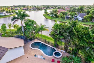 Building Photo - Deerwood Lane, Weston, FL 33326 - 4 BR 2.5 BA house