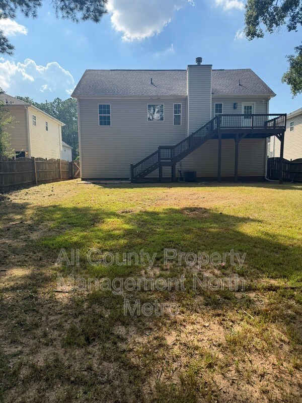 Building Photo - 170 S Barbara Ln