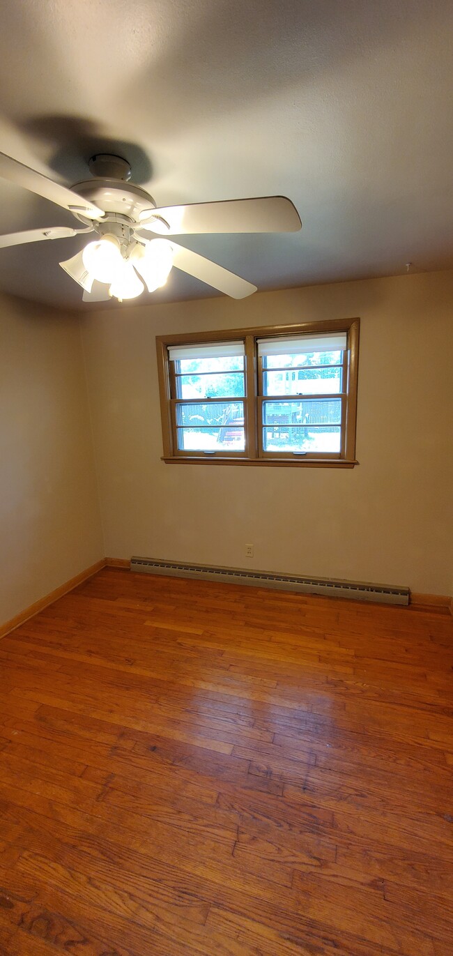 Building Photo - 1163 Higgins Ave